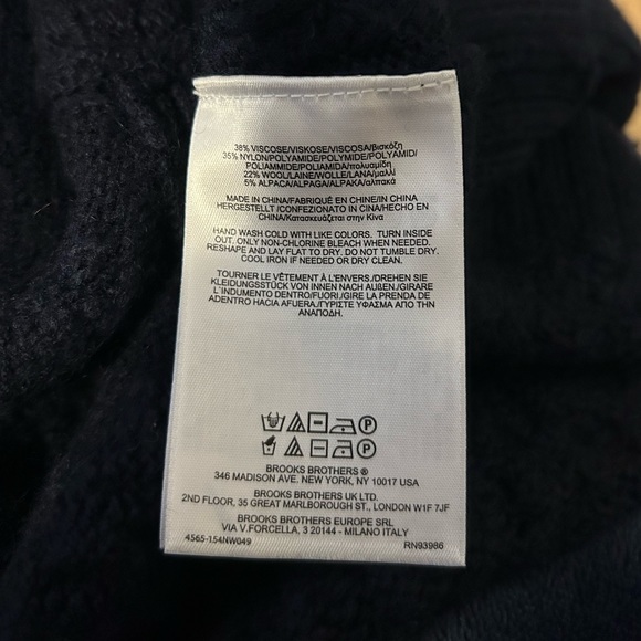 Navy blue poncho - Picture 3 of 3